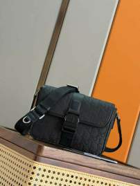 Picture of Dior Mens Bags _SKUfw239327241fw